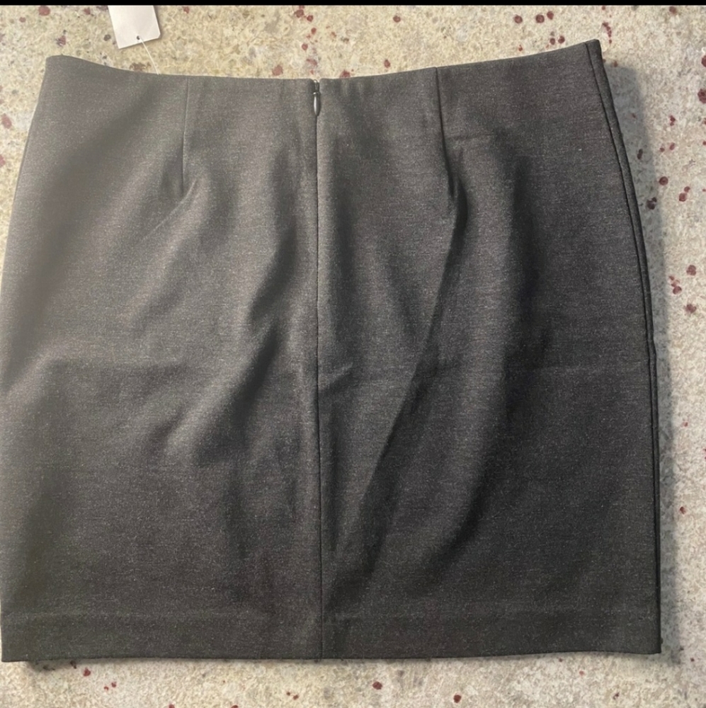 NWT Women's New York & Company Fitted Skirt